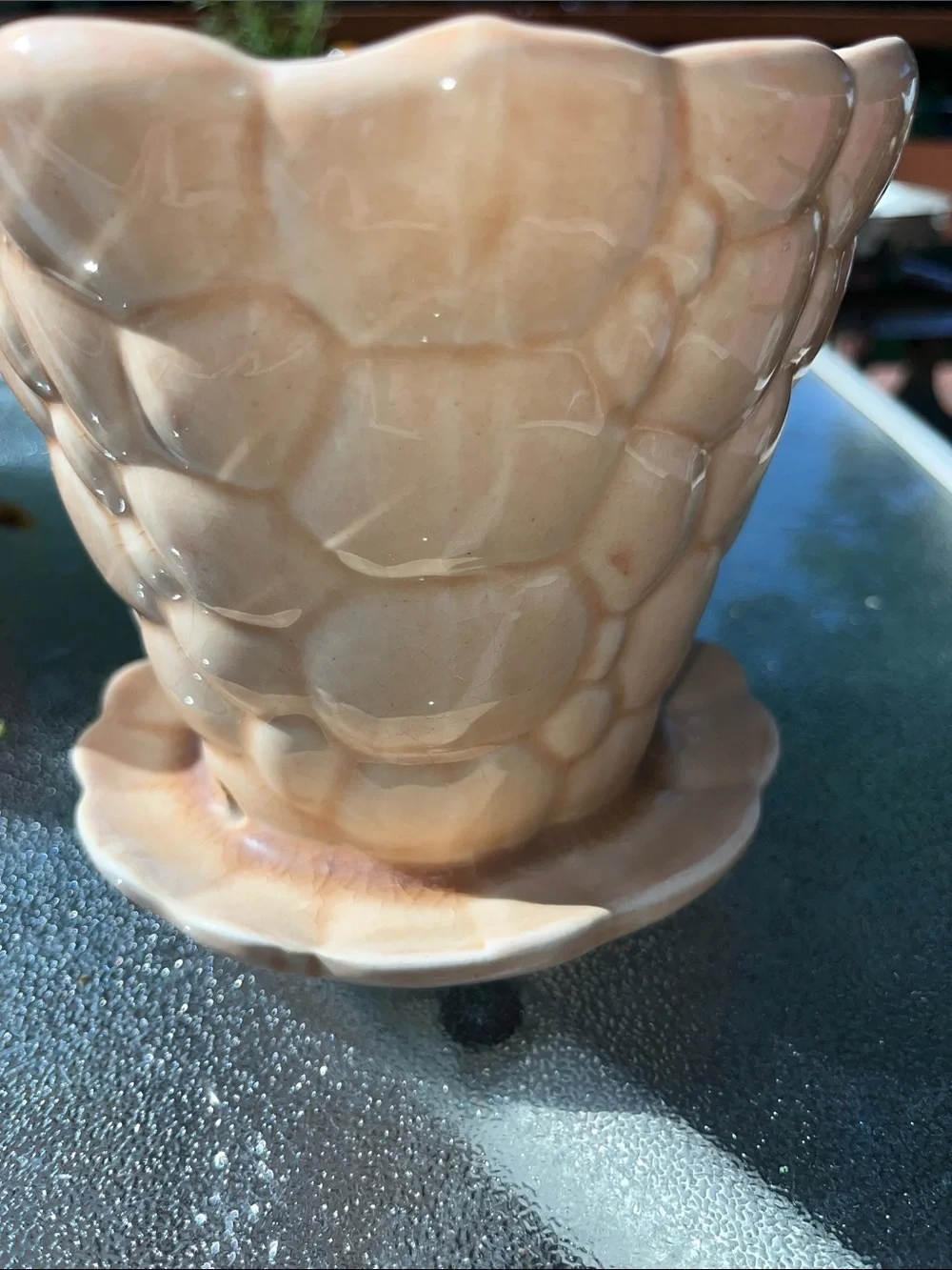 McCoy Peach‎ Ceramic Honeycomb Pebbled Planter with Saucer 5”